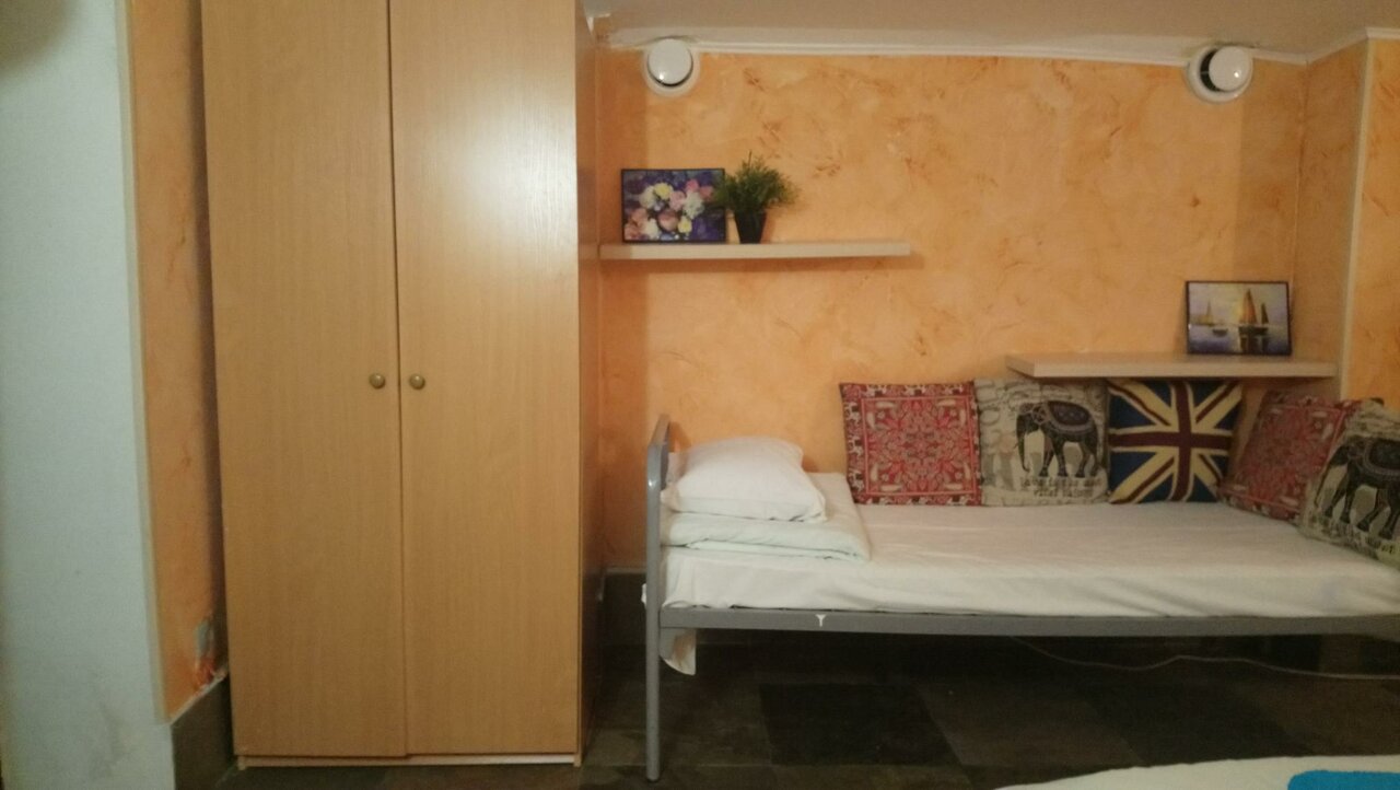 Гостиница Хостел Полянка на Чистых Прудах Москва